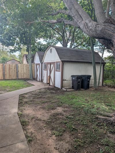 7804 Rockdale Road, Fort Worth TX 76134 - Photo 3