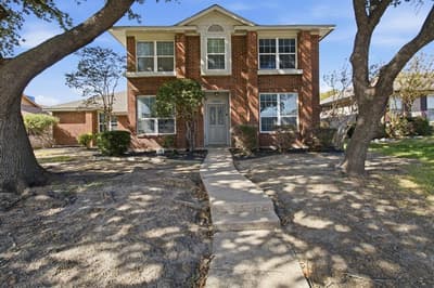 4205 Red Spruce Lane, Carrollton TX 75010 - Photo 2