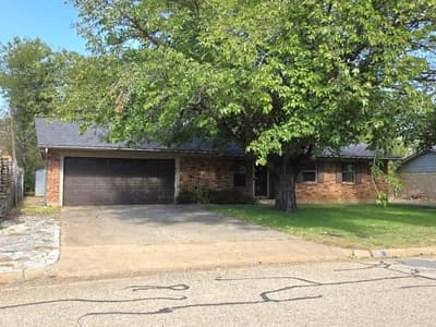 912 Penrod Drive, Granbury TX 76048