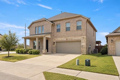 5301 Basham Lane, Denton TX 76207 - Photo 2