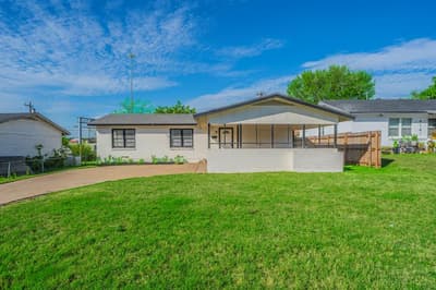 4147 Huckleberry Circle, Dallas TX 75216