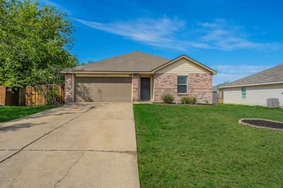 1803 Brookwood Drive, Terrell TX 75160