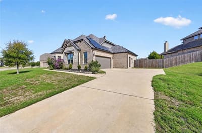 1937 Manzana Way, Burleson TX 76028 - Photo 2
