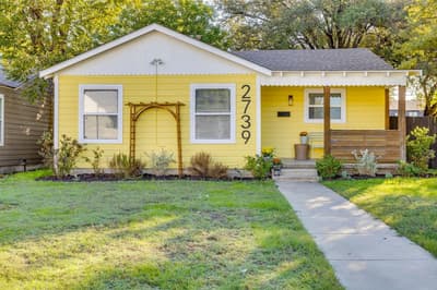 2739 Livingston Avenue, Fort Worth TX 76110