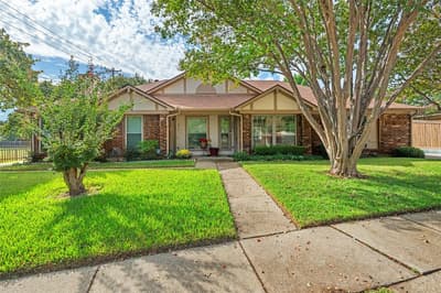 2608 Chestnut Court, Bedford TX 76022