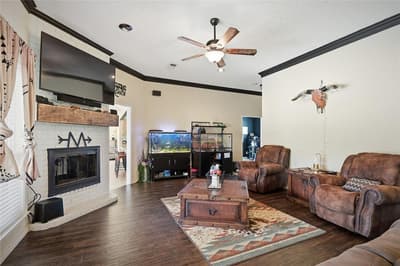 501 N Van Zandt Street, Tioga TX 76271 - Photo 5