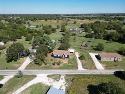 2633 County Road 429, Cleburne TX 76031 - Photo 5