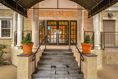 3400 Welborn Street # 423, Dallas TX 75219