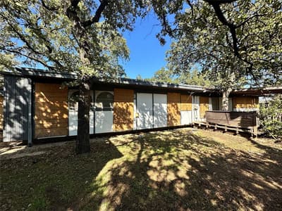 6209 Forest Hill Drive, Forest Hill TX 76119 - Photo 3