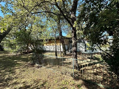 6209 Forest Hill Drive, Forest Hill TX 76119 - Photo 5