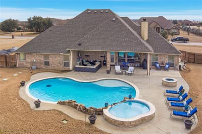 5660 Posada Drive, Fort Worth TX 76036 - Photo 2