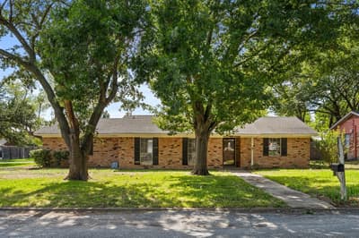 2729 Tanglewood Drive, Commerce TX 75428