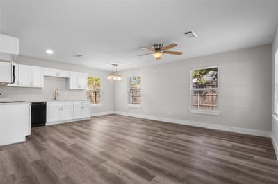 2523 N Prairie Creek Road, Dallas TX 75227 - Photo 3