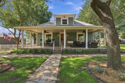 2812 Overton Court, Granbury TX 76048