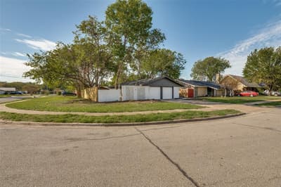 3531 Colgate Lane, Irving TX 75062 - Photo 4