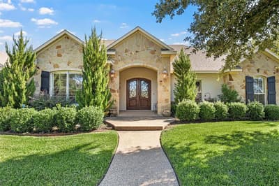 7020 Flagstone Circle, McGregor TX 76657 - Photo 2