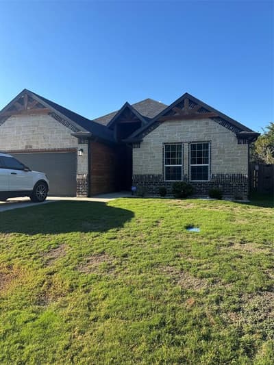 2506 Austin Court, Granbury TX 76048