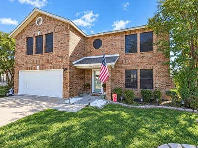 3152 Longbow Drive, Grand Prairie TX 75052 - Photo 2