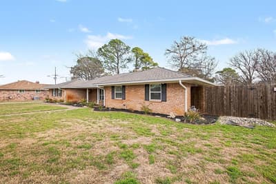 1603 Miller Court, Pantego TX 76013 - Photo 3