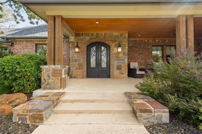 200 Regency Court, Denton TX 76210 - Photo 2