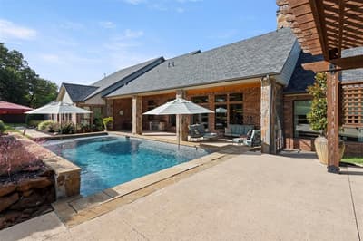 200 Regency Court, Denton TX 76210 - Photo 3