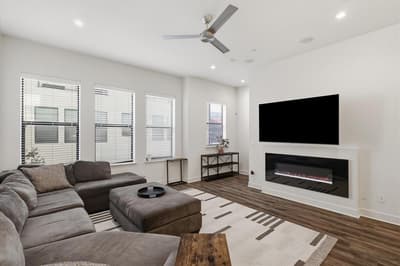 1813 Park Avenue # 106, Dallas TX 75215 - Photo 2