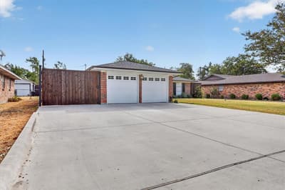 714 Hill City Drive, Duncanville TX 75116 - Photo 5