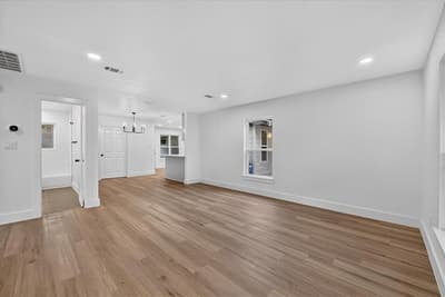 1607 Laura Road, River Oaks TX 76114 - Photo 5