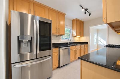 6050 Ellsworth Avenue, Dallas TX 75206 - Photo 2