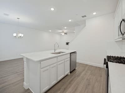 1024 Thomas Place, Carrollton TX 75006 - Photo 4