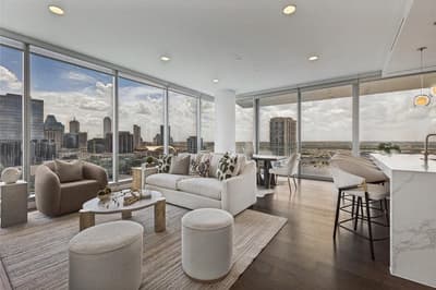 3130 N Harwood Street # 1701, Dallas TX 75201