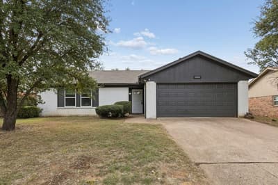 6006 Maple Springs Drive, Arlington TX 76001