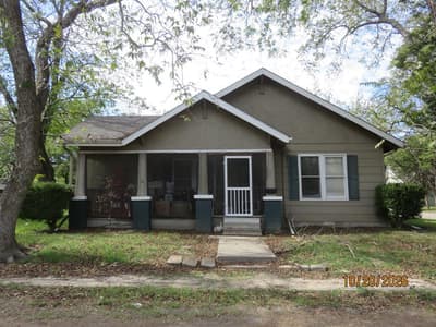 1501 Division Street, Commerce TX 75428