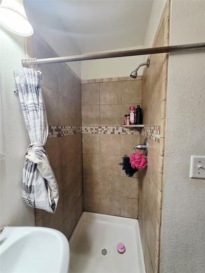 2513 Roseland Street, Fort Worth TX 76103 - Photo 4