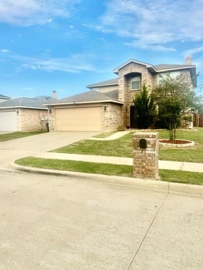 3826 Irish Setter Drive, Fort Worth TX 76123 - Photo 3