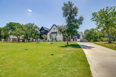 673 S Sugartree Drive, Lipan TX 76462 - Photo 4