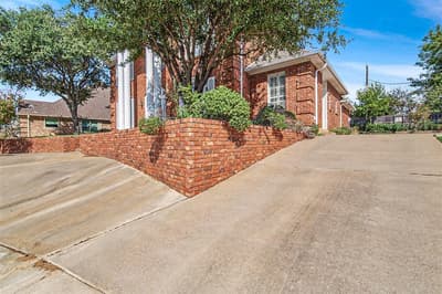 6 Grant Place, Pantego TX 76013 - Photo 5