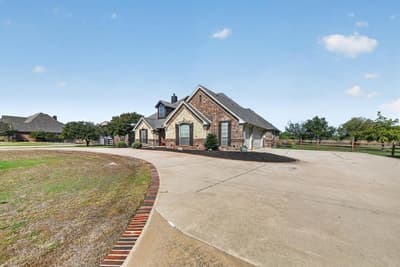 12720 Helen Road, Justin TX 76247 - Photo 2