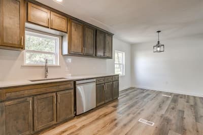 190 Salt Creek Road, Springtown TX 76082 - Photo 5