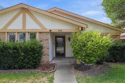 2906 Hazelwood Drive, Garland TX 75044 - Photo 4