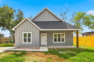 407 Bass Street, Bridgeport TX 76426
