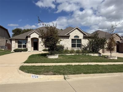 3728 Walnut Ridge Drive, Grand Prairie TX 76065 - Photo 2