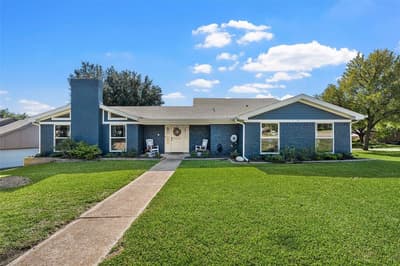 4324 Green Point Drive, Waco TX 76710 - Photo 2