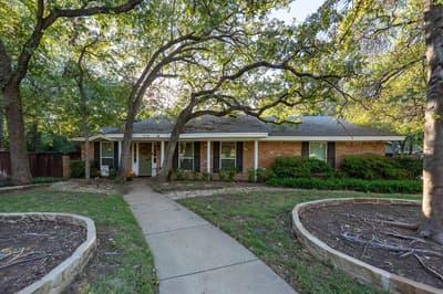 1731 Park Ridge Terrace, Arlington TX 76012