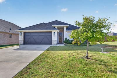 121 William Lane, Godley TX 76044 - Photo 2