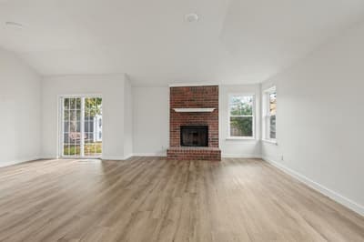 5814 Fox Hunt Drive, Arlington TX 76017 - Photo 2