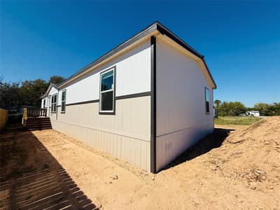 5902 Arrowhead Drive, Granbury TX 76048