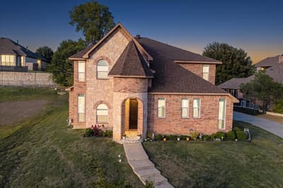 7536 Eagle Ridge Circle, Fort Worth TX 76179 - Photo 2
