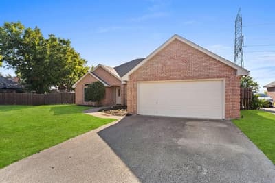 10138 Trail Ridge Drive, Benbrook TX 76126 - Photo 5