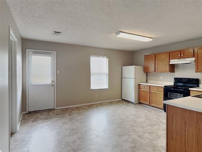 5709 Addington Drive, Fort Worth TX 76135 - Photo 5